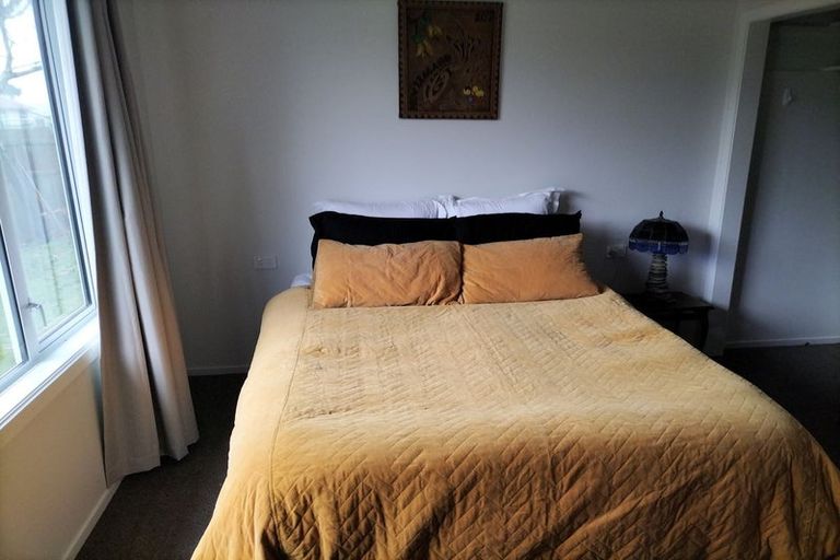 Photo of property in 14 Coates Street, Westport, 7825