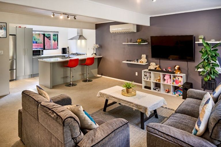 Photo of property in 59 Spinnaker Drive, Whitby, Porirua, 5024