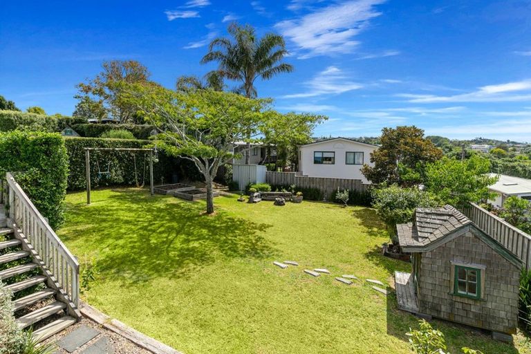Photo of property in 90 Deep Creek Road, Torbay, Auckland, 0630
