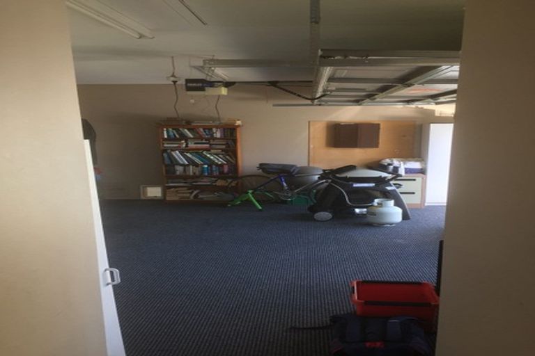 Photo of property in 7 Irwell Street, Island Bay, Wellington, 6023