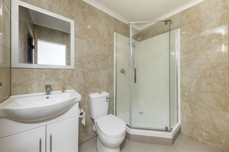 Photo of property in 28 Bicknell Road, Favona, Auckland, 2024