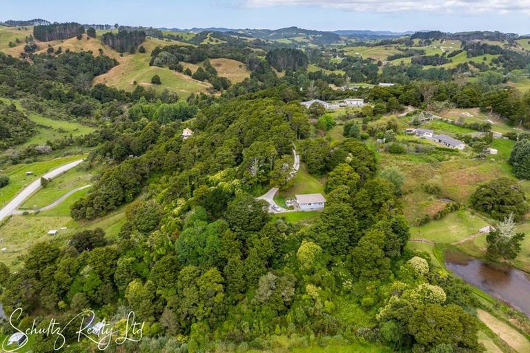 Photo of property in 43b Hook Road, Paparoa, 0571