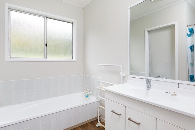 Photo of property in 70 Windsor Road, Bellevue, Tauranga, 3110