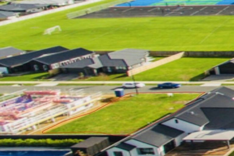 Photo of property in 38 Hanlow Place, Pyes Pa, Tauranga, 3112