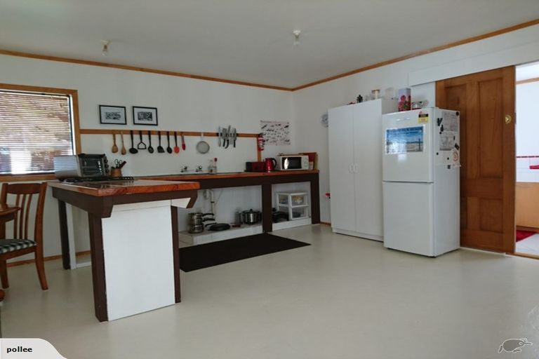 Photo of property in 12 Kaikatia Road, Pukenui, 0484