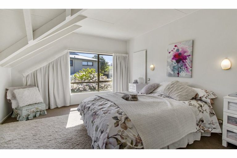 Photo of property in 16 Watlington Place, Watlington, Timaru, 7910