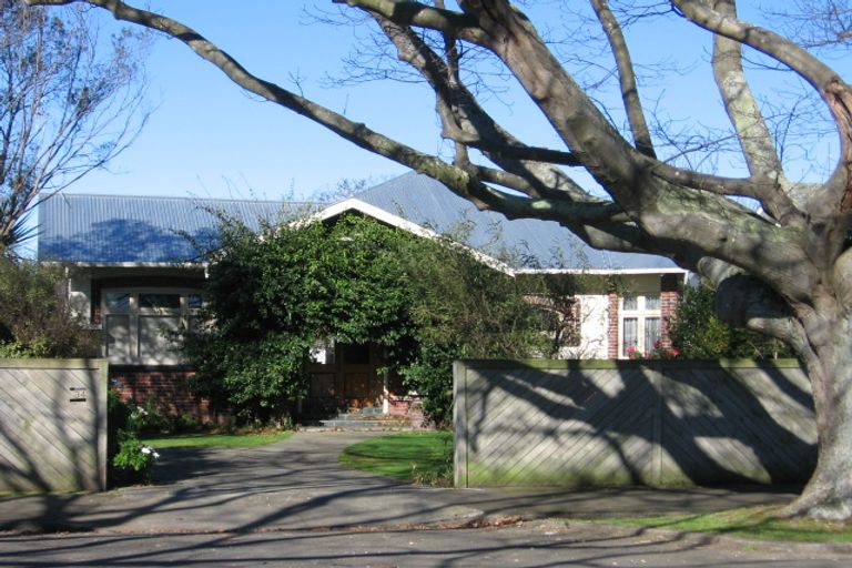 Photo of property in 34 Fitchett Street, Palmerston North, 4410