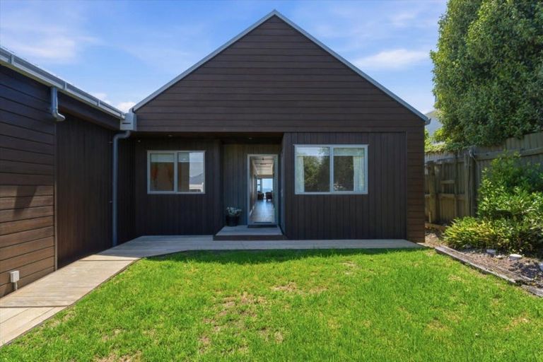 Photo of property in 211 Pukehina Parade, Pukehina, Te Puke, 3189