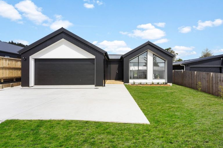 Photo of property in 5 Lynette Place, Pauanui, 3579