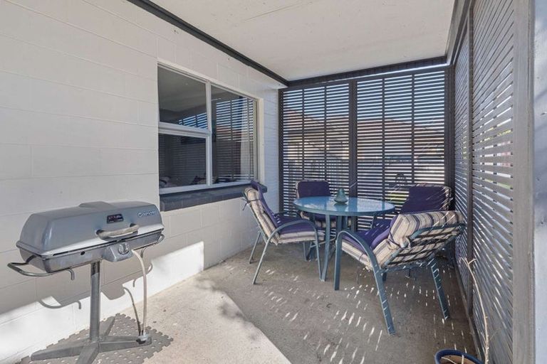 Photo of property in 62 Simpson Road, Papamoa Beach, Papamoa, 3118