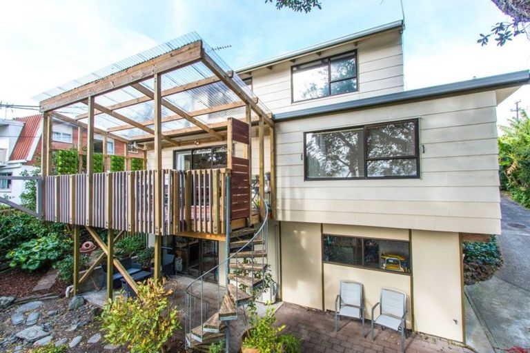 Photo of property in 3/41 Rangatira Road, Beach Haven, Auckland, 0626