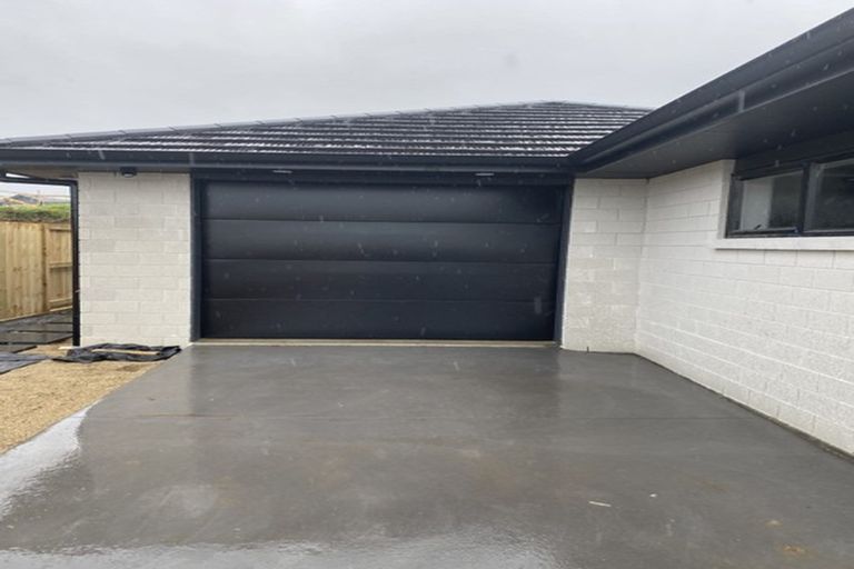 Photo of property in 11 Paiaka Place, Rototuna North, Hamilton, 3210