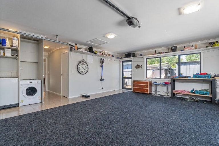 Photo of property in 29 Wells Place, Whitianga, 3510