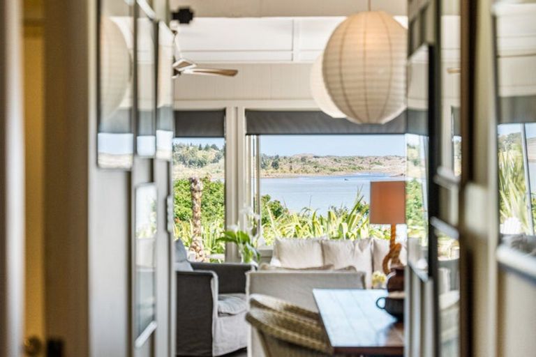 Photo of property in 40 Tuakau Bridge-port Waikato Road, Port Waikato, Tuakau, 2695