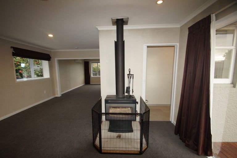 Photo of property in 39 Middlepark Road, Sockburn, Christchurch, 8042