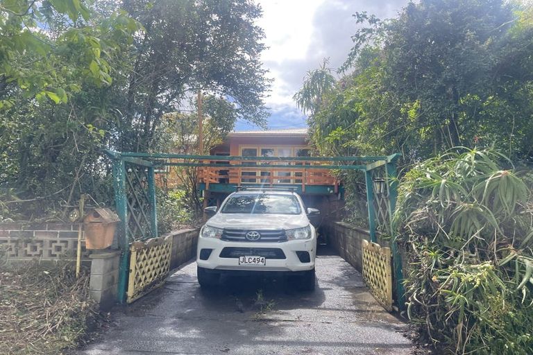 Photo of property in 98 Wharf Road, Te Atatu Peninsula, Auckland, 0610