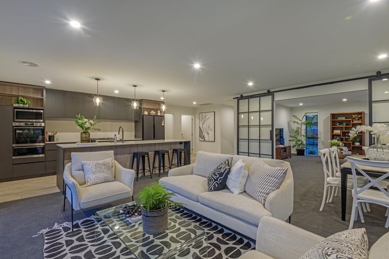 Photo of property in 20 Silicon Way, Fitzherbert, Palmerston North, 4410