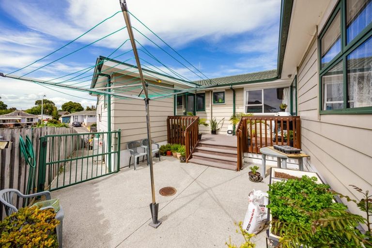Photo of property in 10 Ferndown Avenue, Papatoetoe, Auckland, 2025