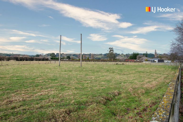 Photo of property in 8 Rutherford Road, Mosgiel, 9092