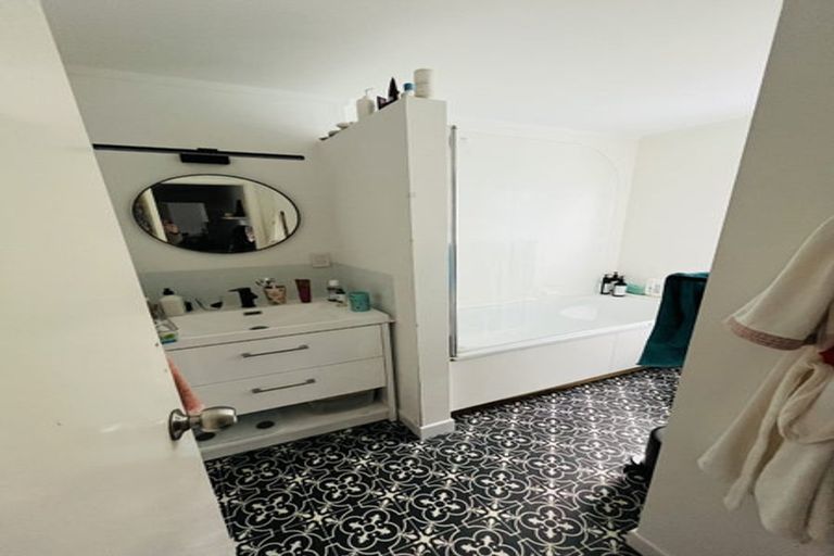 Photo of property in 56 Liardet Street, Vogeltown, Wellington, 6021