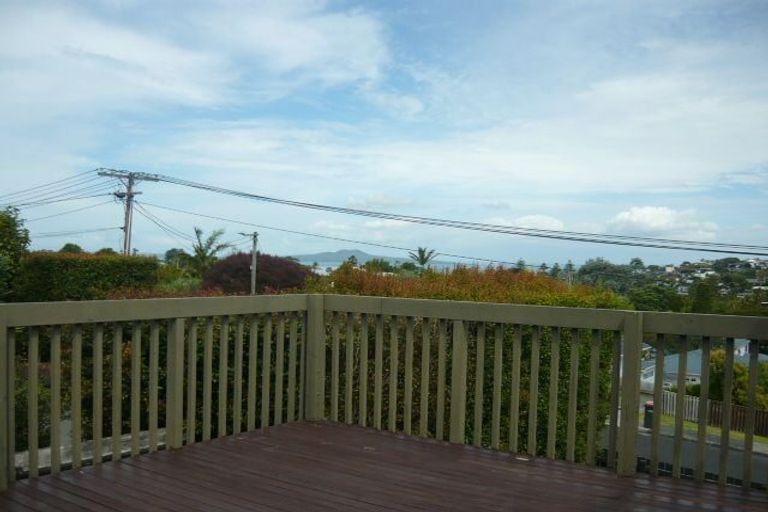 Photo of property in 1/39 Killarney Avenue, Torbay, Auckland, 0630