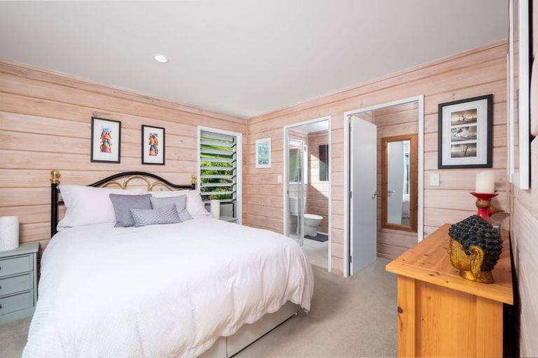 Photo of property in 16 Te Akau Drive, Russell, 0272