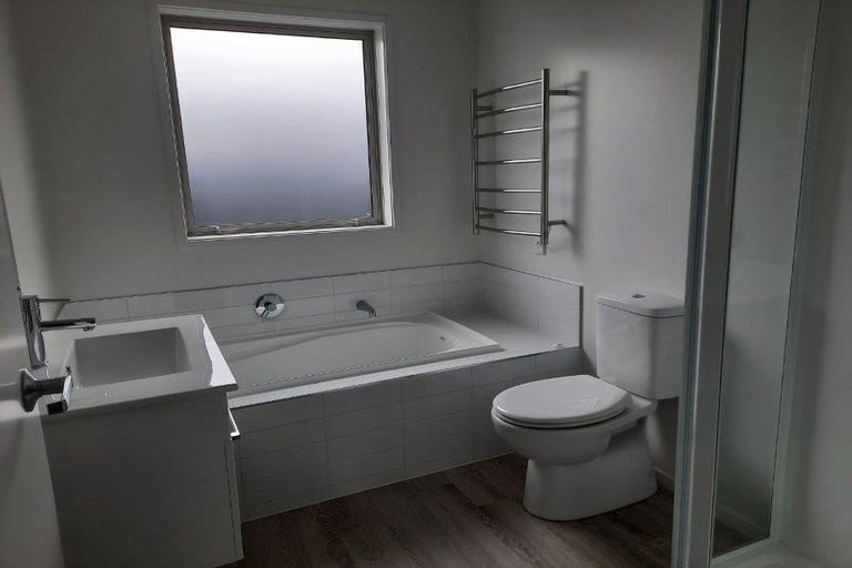 Photo of property in 322 Halswell Junction Road, Halswell, Christchurch, 8025