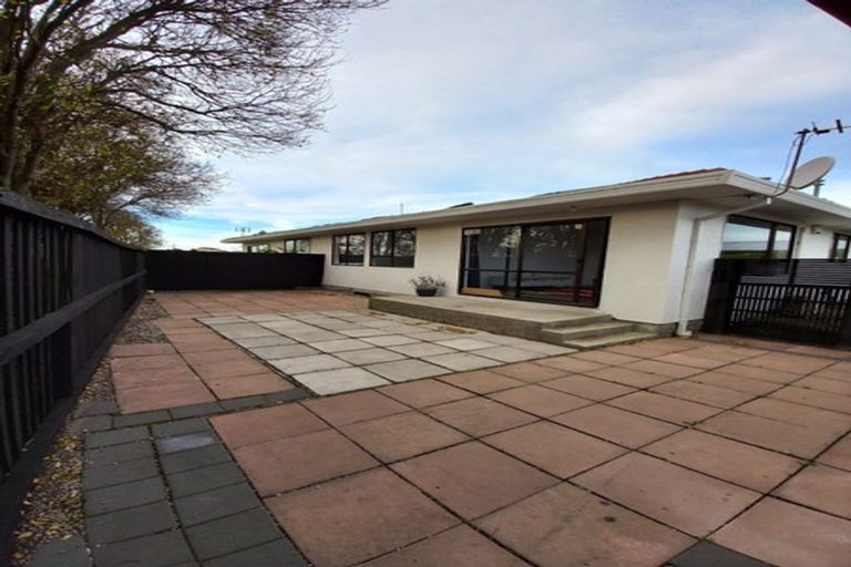 Photo of property in 1/90 Bayswater Crescent, Bromley, Christchurch, 8062