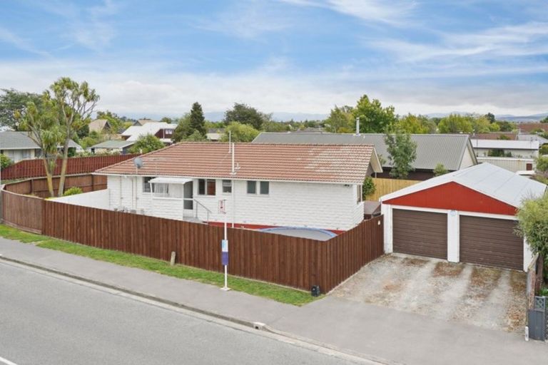 Photo of property in 2 Bush Street, Rangiora, 7400