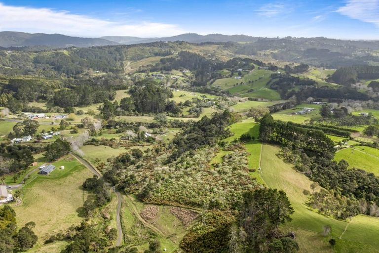 Photo of property in 4 Steed Road, Waitakere, Auckland, 0816