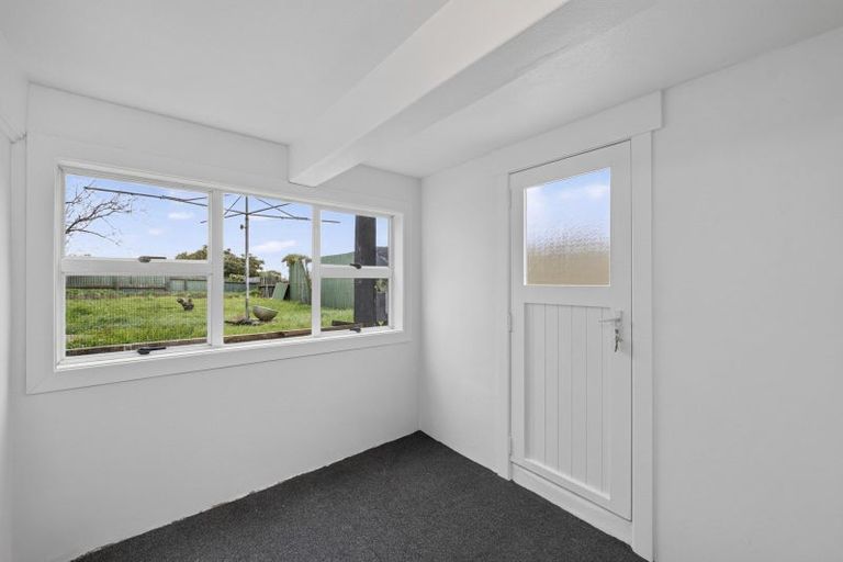 Photo of property in 6 Watene Crescent, Waitara, 4320