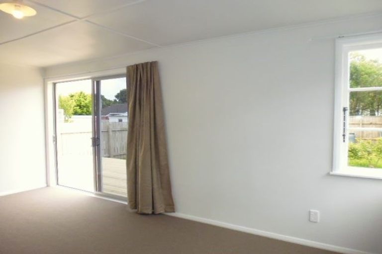 Photo of property in 49 Naenae Road, Naenae, Lower Hutt, 5011