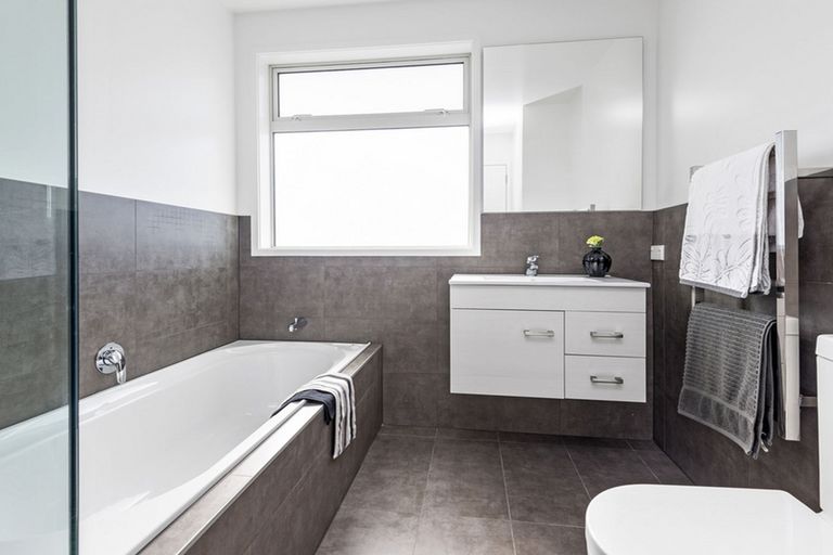 Photo of property in 56 Pate Crescent, Favona, Auckland, 2024