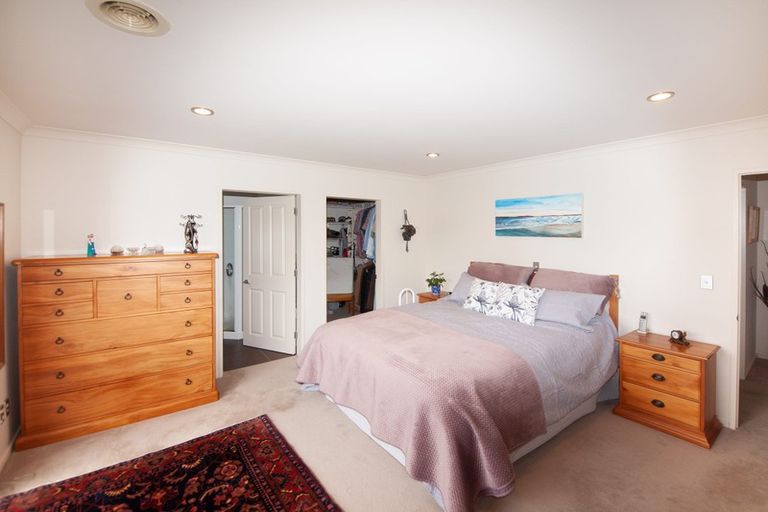 Photo of property in 23 Waverton Terrace, Churton Park, Wellington, 6037