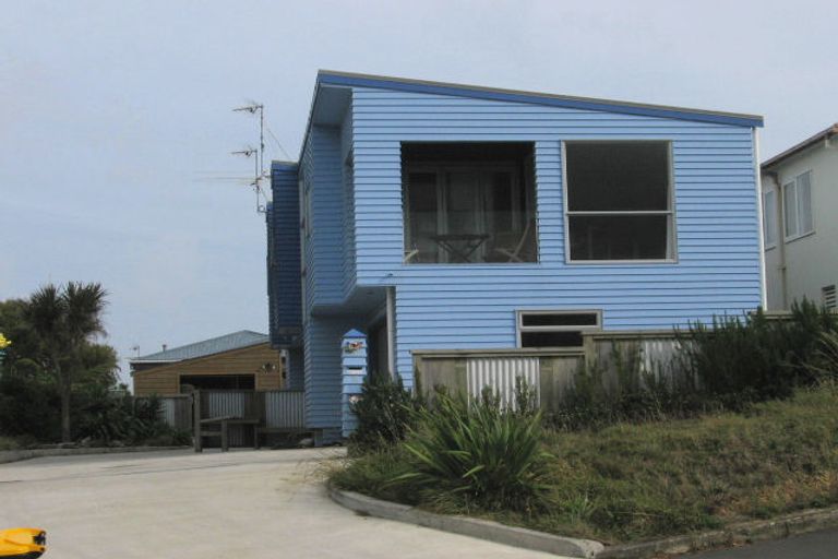 Photo of property in 5a Motuhara Road, Plimmerton, Porirua, 5026