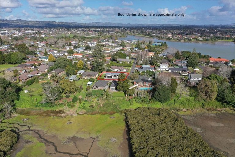 Photo of property in 51 Youngs Road, Papakura, 2110