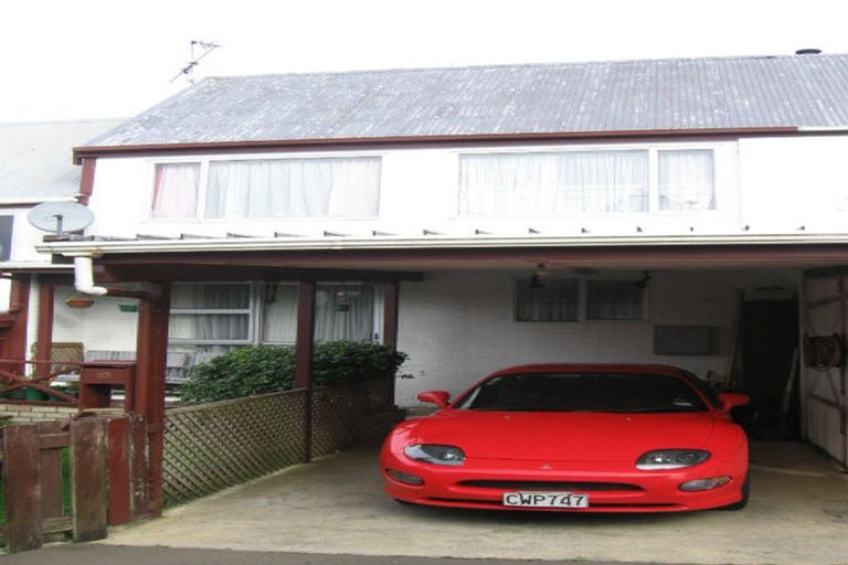 Photo of property in 25 Hollydale Grove, Churton Park, Wellington, 6037