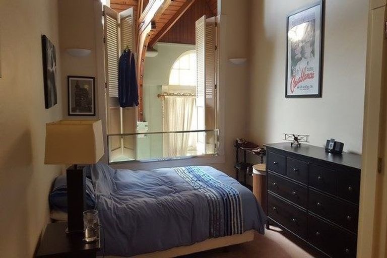 Photo of property in Whitmore Apartments, 1c/7 Stout Street, Wellington Central, Wellington, 6011