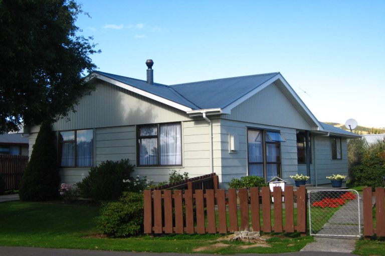 Photo of property in 22 Cedar Crescent, Mosgiel, 9024