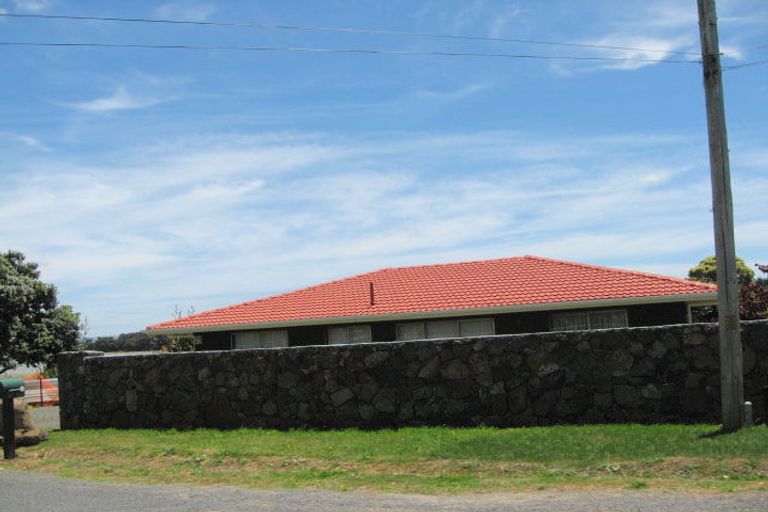 Photo of property in 22 Keven Road, Clarks Beach, Pukekohe, 2679
