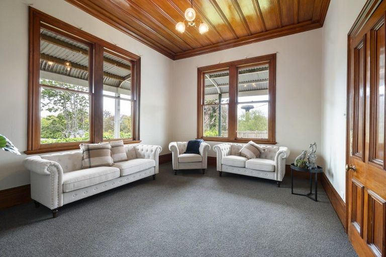 Photo of property in 66 Bridge Street, Bulls, 4818