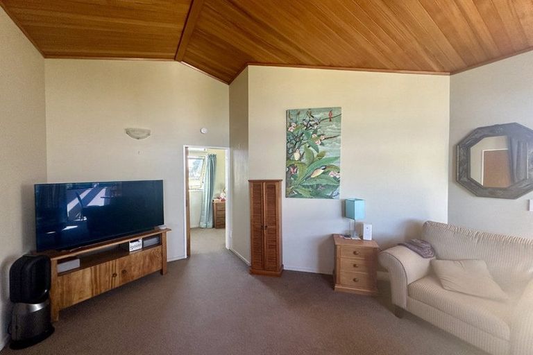 Photo of property in 43 Ohiwa Parade, Ohope, 3121