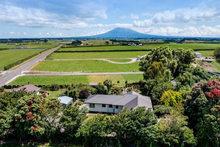 Photo of property in 126a Whenuku Road, Normanby, Hawera, 4675