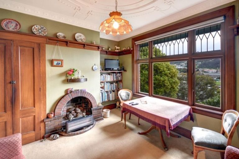 Photo of property in 14 Easther Crescent, Kew, Dunedin, 9012