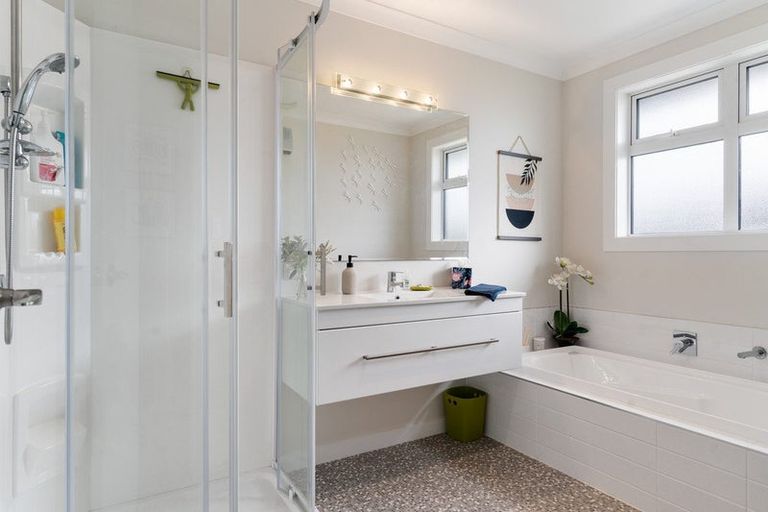 Photo of property in 59 Armstrong Avenue, Carterton, 5713