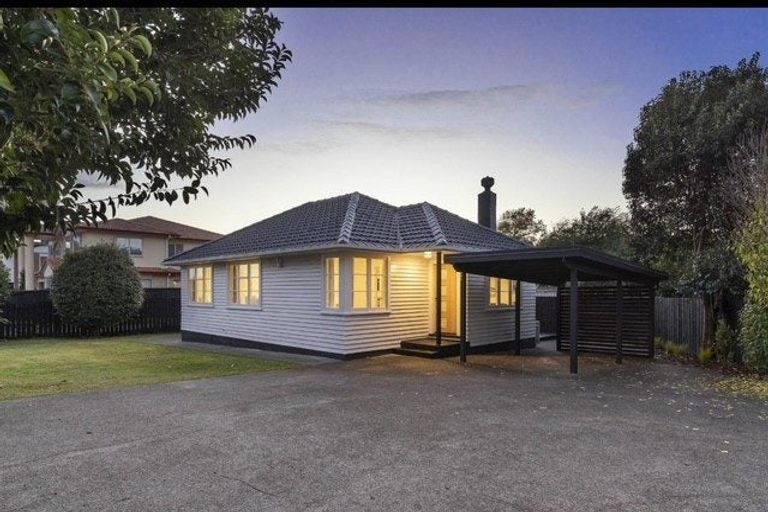 Photo of property in 1/73 Puhinui Road, Papatoetoe, Auckland, 2104