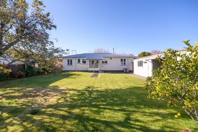 Photo of property in 4 Lifford Place, Awapuni, Palmerston North, 4412