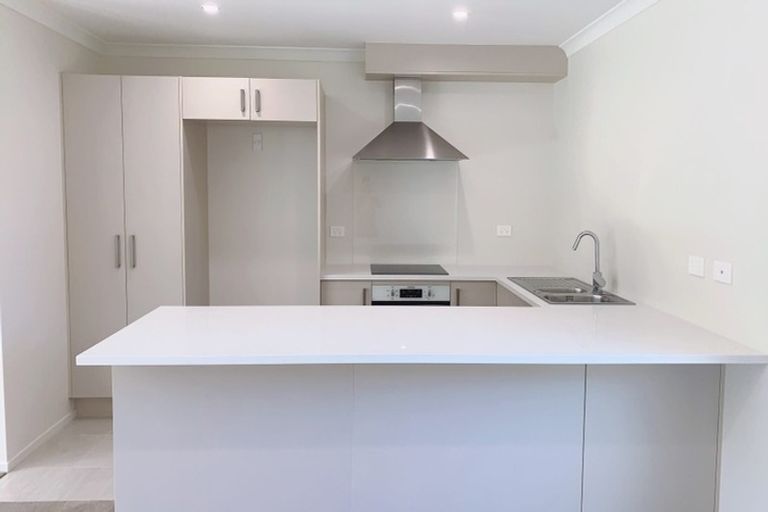 Photo of property in 18 Goh Place, Manurewa, Auckland, 2105