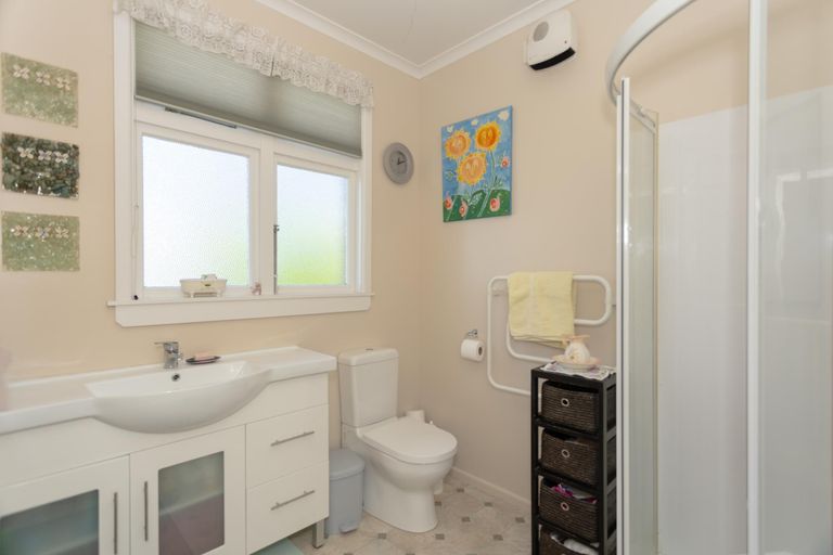 Photo of property in 1 Queens Crescent, Oamaru, 9400