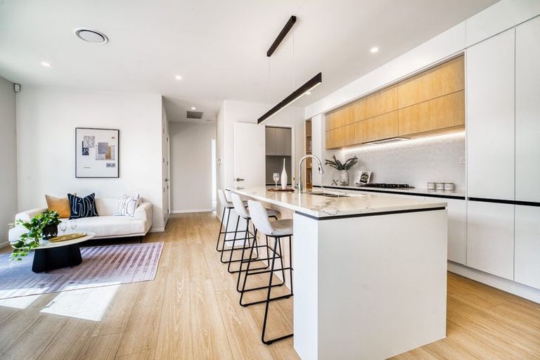 Photo of property in 24 Babina Avenue, Kumeu, 0810